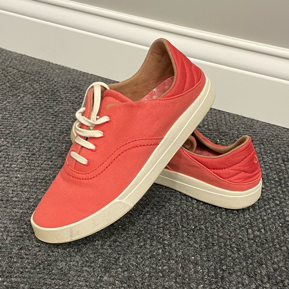 Olukai Women’s kohu canvas sneakers shoes in Lehua flower size 7 pink coral - Picture 2 of 5